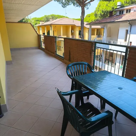 Leonardo Apartmanhotel Lido di Spina