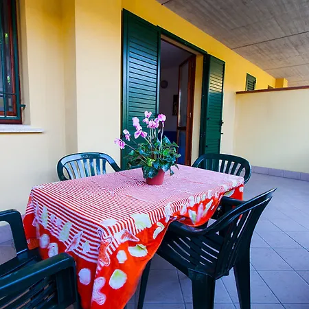 Leonardo Apartmanhotel Lido di Spina