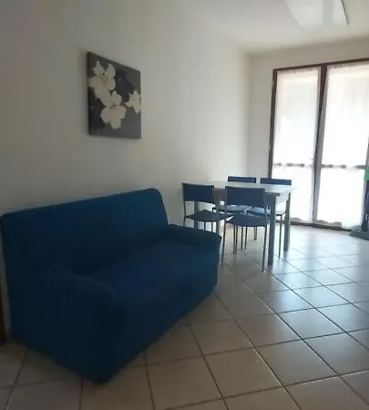 Leonardo Aparthotel 3*